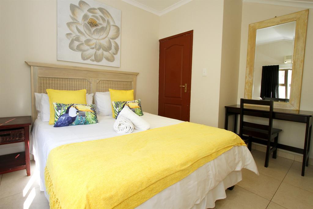 La Dolce Vita Umhlanga Guesthouse Дурбан Экстерьер фото